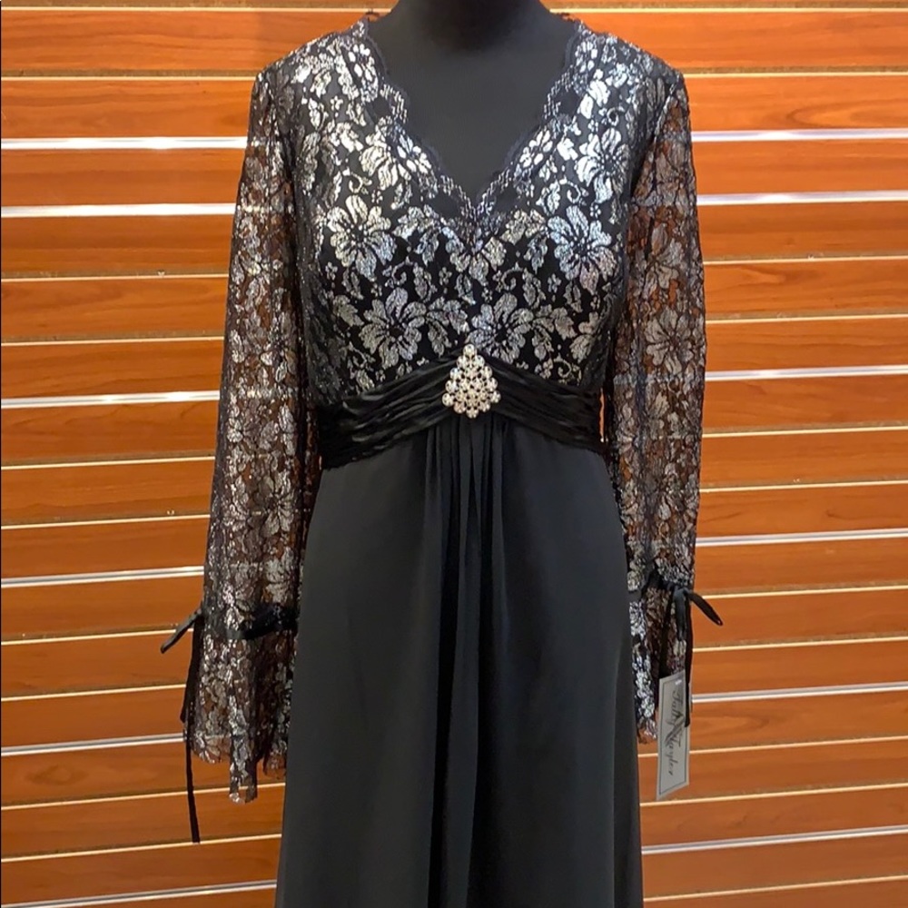 Evening dress NEW 🌺Final price drop❣️ - Picture 2 of 2